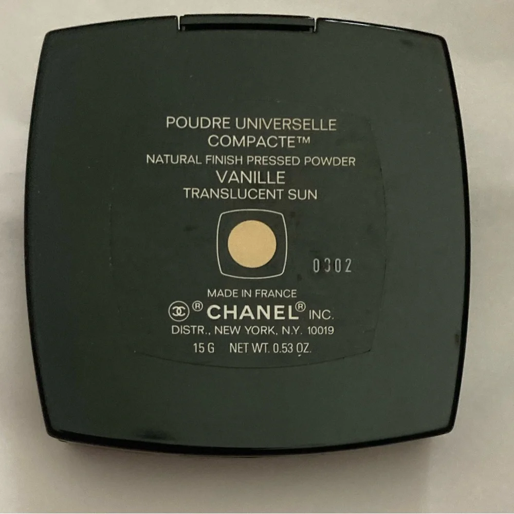 CHANEL Natural Finish Pressed Powder USED Vanille Translucent Sun Compact USED